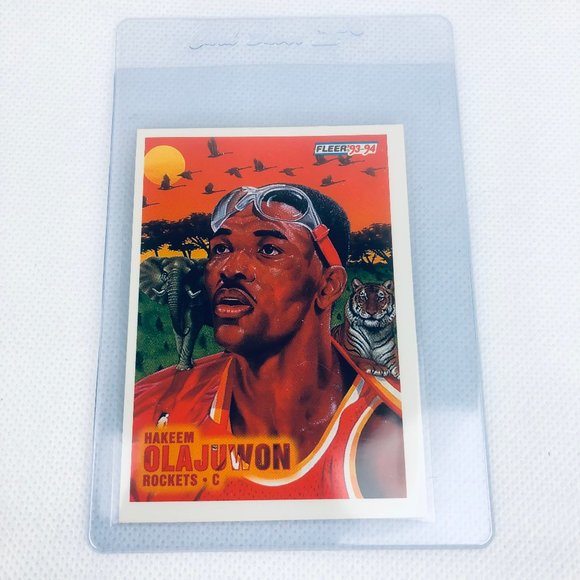 Basketball Cards Hakeem Olajuwon 3 Card Lot - Basketball Hall of Famer - Picture 4 of 9